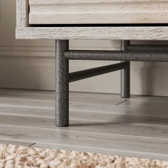 4-Drawer Chest with Ribbed Detail - Whitewash