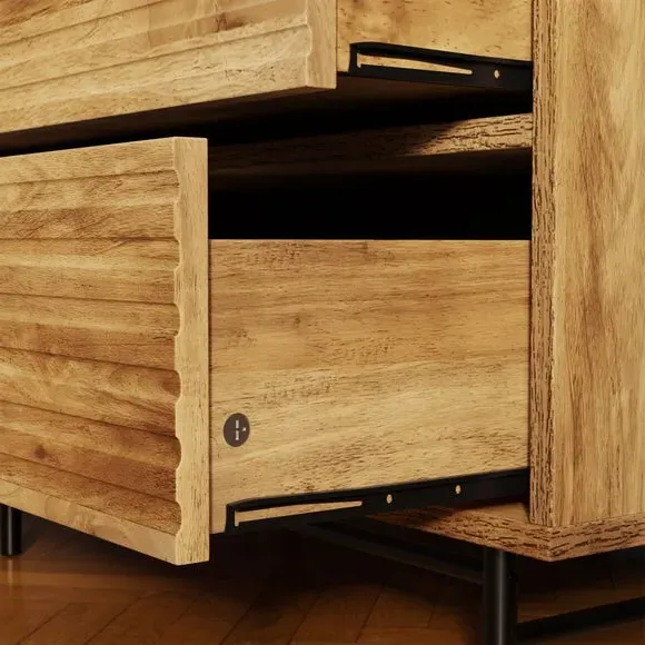 4-Drawer Chest with Ribbed Detail - Wood