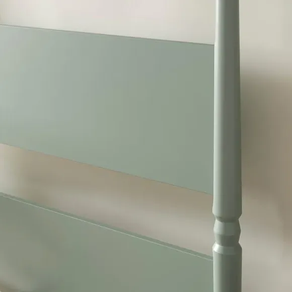 4-Poster Bed Frame with Turned Posts - Lilypad