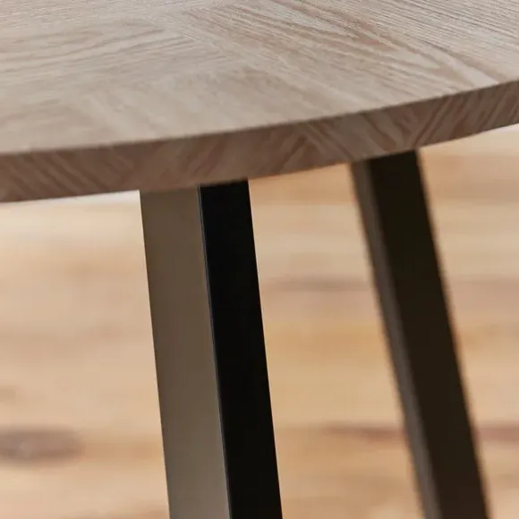 4-Seater Round Dining Table - Dark Wood, Veneer