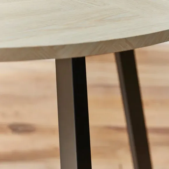 4-Seater Round Dining Table - Light Wood, Veneer