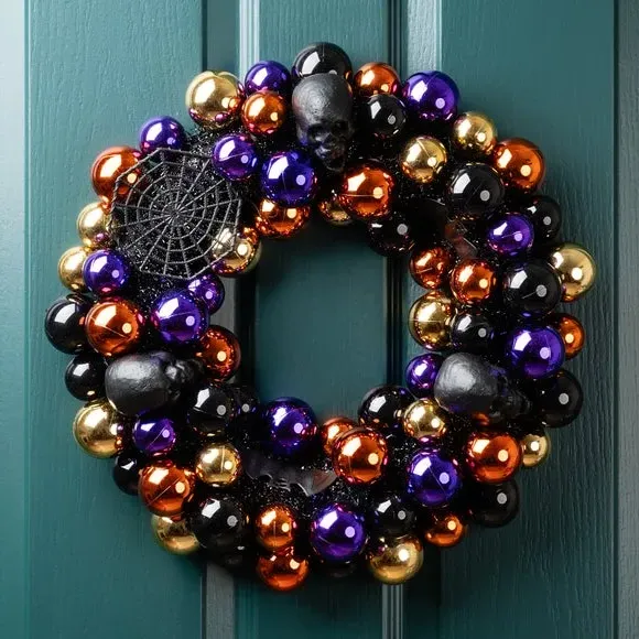 45cm Halloween Bauble Wreath - Multicolor