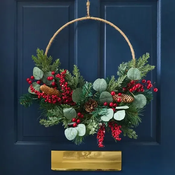 55cm Berry Hoop Wreath - Green, Artificial image
