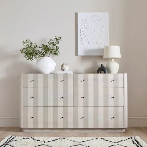 6 Drawer Chest with Whitewash Finish - Mango Wood image
