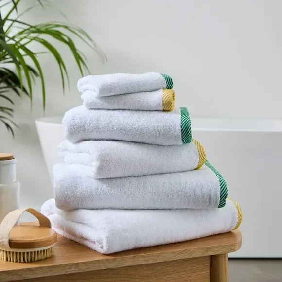 6-Piece Towel Set with Coloured Hem - White image