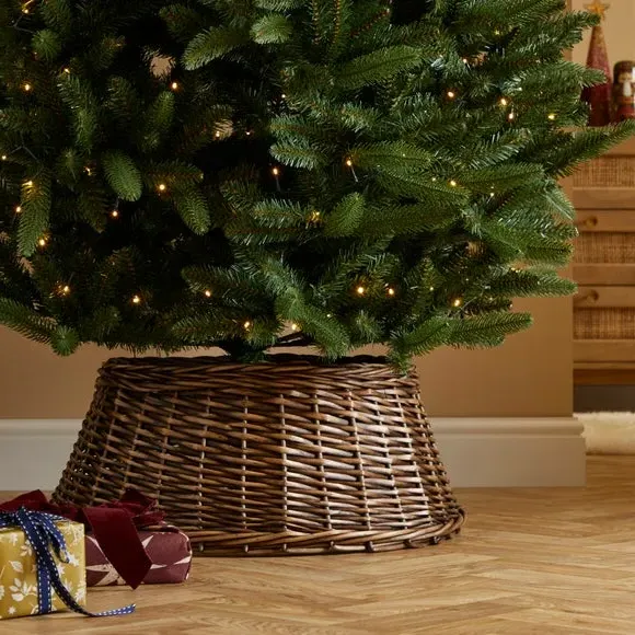 60cm Christmas Tree Skirt - Walnut, Wicker