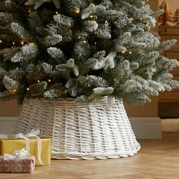 60cm Christmas Tree Skirt - White, Wicker