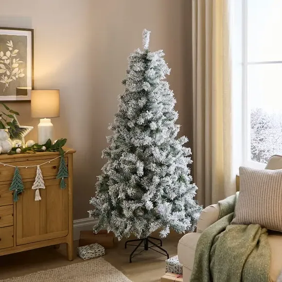 6ft Christmas Tree with Flocked Effect - Green image