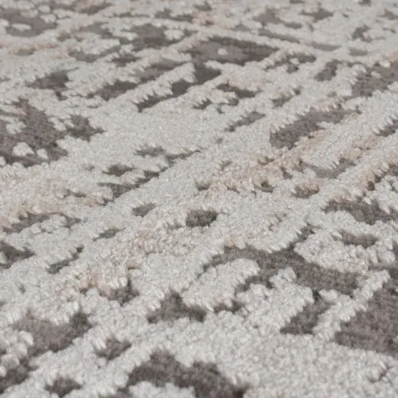 Abstract Rug with Metallic Shimmer - Silver