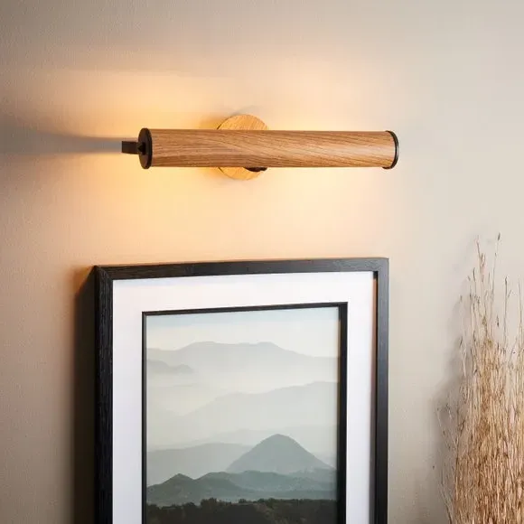 Adjustable Picture Light - Wood Effect