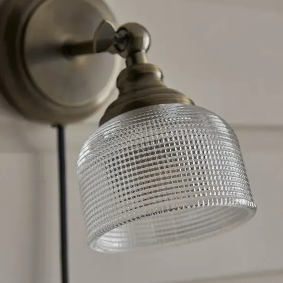 Adjustable Wall Light with Plug - Clear, Glass