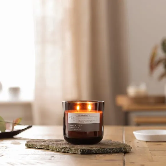 Amber & Tonka Scented Candle - Brown image
