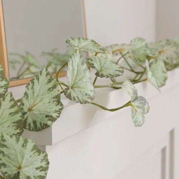 Artificial Begonia Leaf Garland - Green