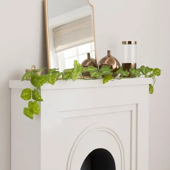Artificial Caladium Garland - Green image