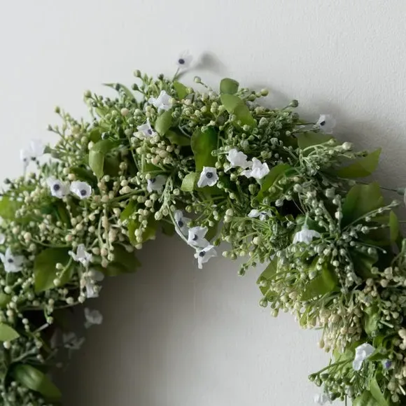 Artificial Gypsophila Wreath - Cream, Green