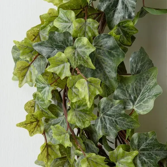 Artificial Ivy Wreath - Green