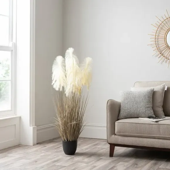 Artificial Pampas Grass Plant - Cream, Black Pot