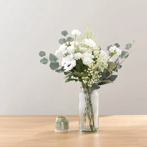 Artificial Rose Bouquet Gift Set - White, Glass image