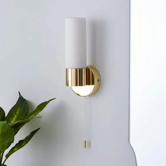 Bathroom Wall Light with Pull Cord - Brass