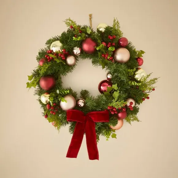 Bauble Wreath - Burgundy