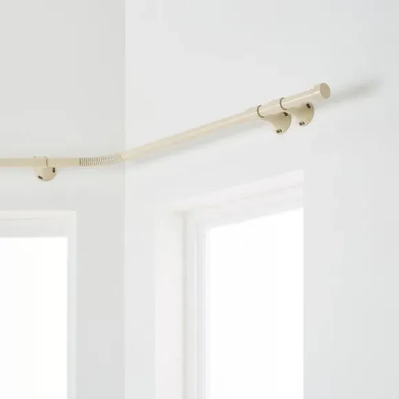 Bay Curtain Pole with Eyelet Design - Natural