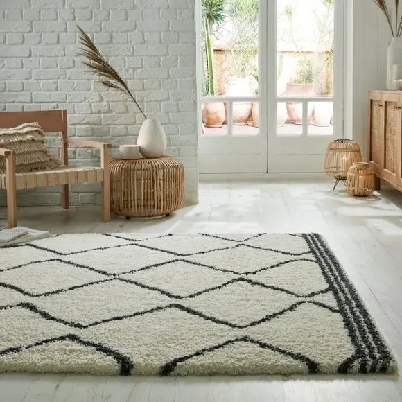 Berber Rug with Shaggy Pile - White, Polypropylene image