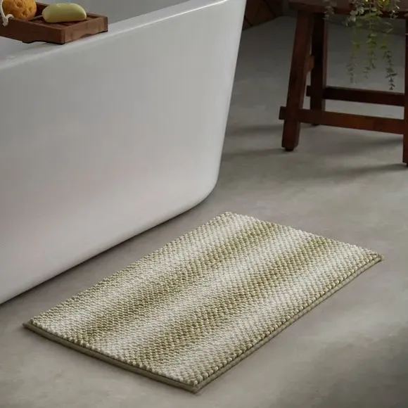 Bobble Bath Mat with Non-Slip Base - Green