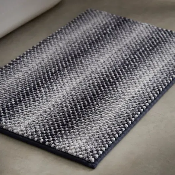 Bobble Bath Mat with Non-Slip Base - Grey
