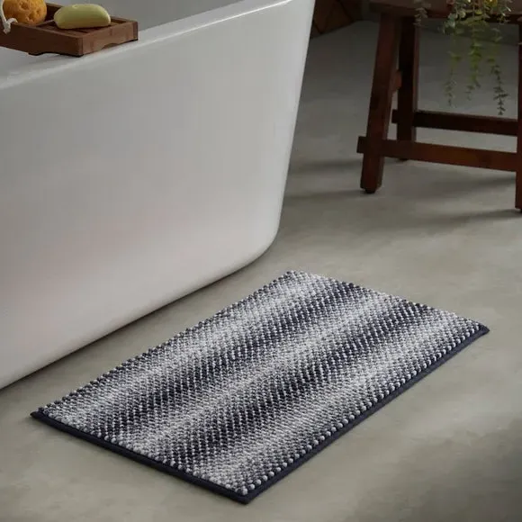 Bobble Bath Mat with Non-Slip Base - Grey