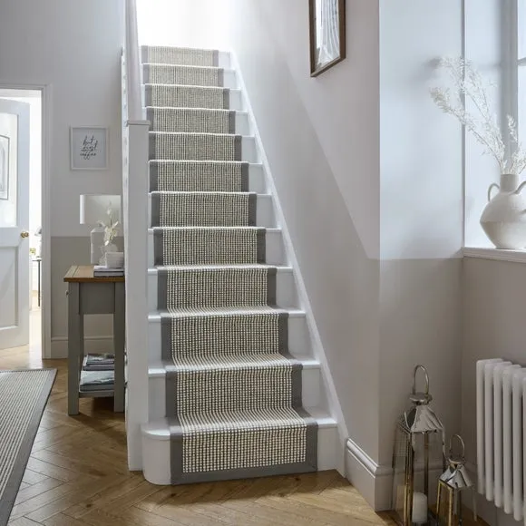 Bobble Stair Runner with Dot Border - Grey