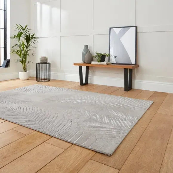 Botanical Leaf Rug with Metallic Effect - Silver