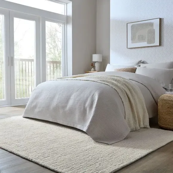 Boucle Rug with Textured Pile - Ivory, Wool