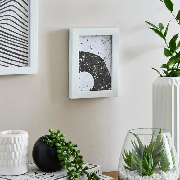 Box Photo Frame - White