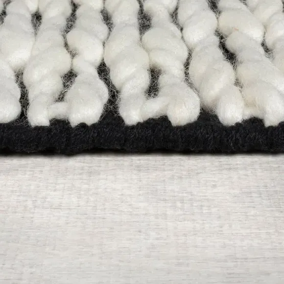 Braided Textured Rug - Monochrome, Wool