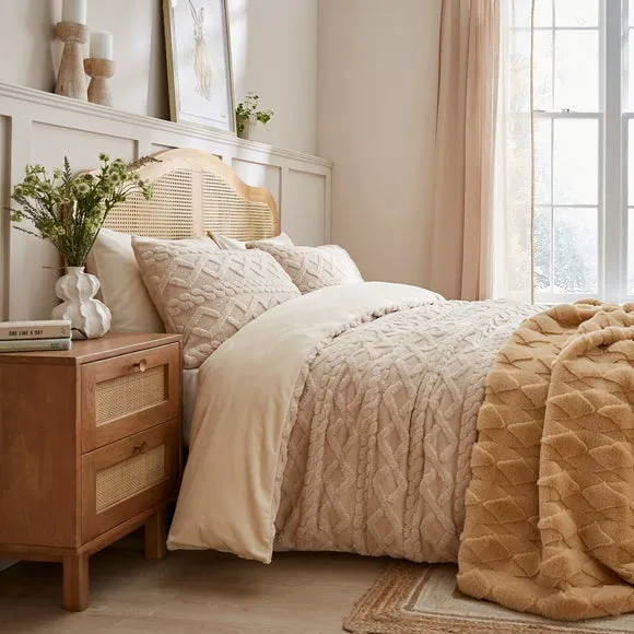 Cable Knit Duvet Cover Set - Cream, Sherpa