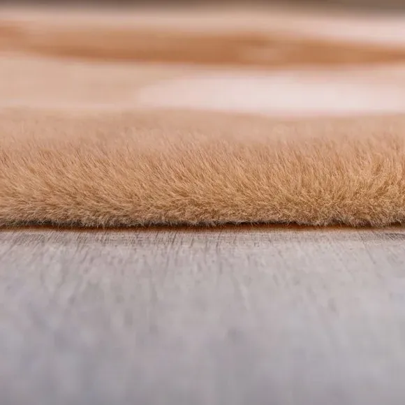 Capybara Shaped Rug - Brown, Faux Fur
