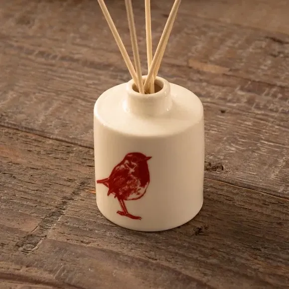 Ceramic Reed Diffuser with Robin Design - White