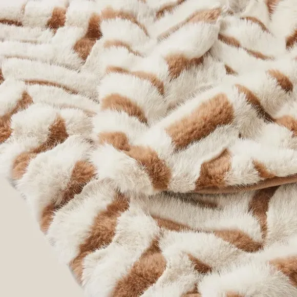 Chevron Throw Blanket - Natural, Faux Fur