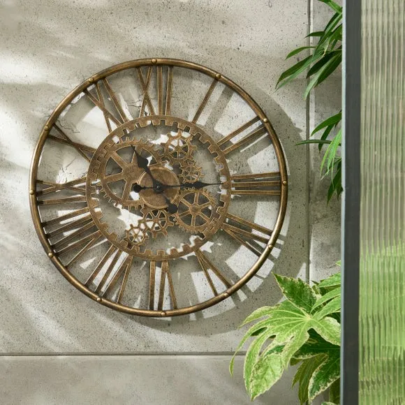 Circular Wall Clock with Roman Numerals - Gold