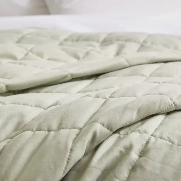 Cooling Blanket with Temperature Control - Sage