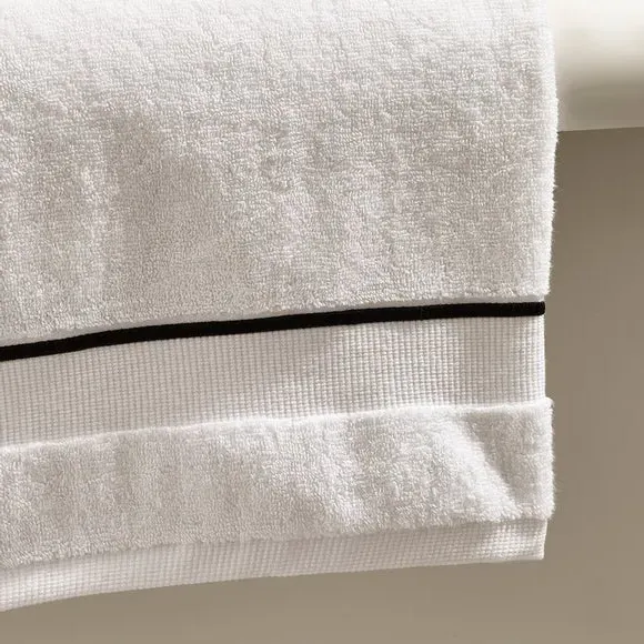 Cotton Towel with Contrast Stitch - White