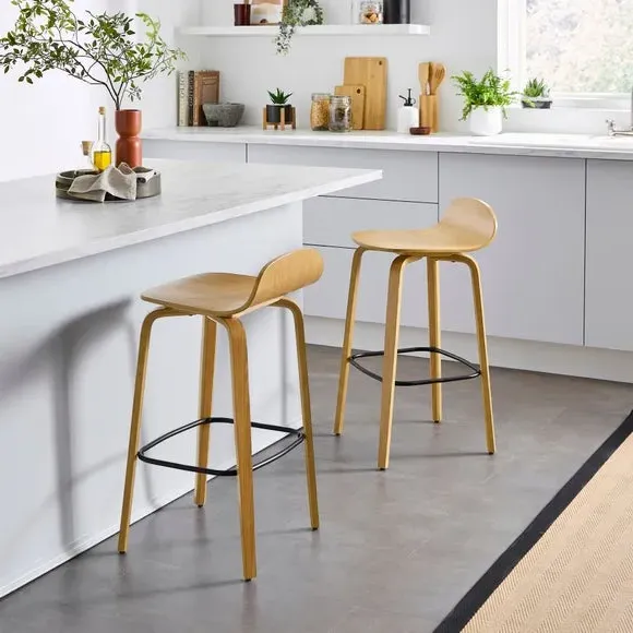 Counter Height Barstool - Oak, Wood
