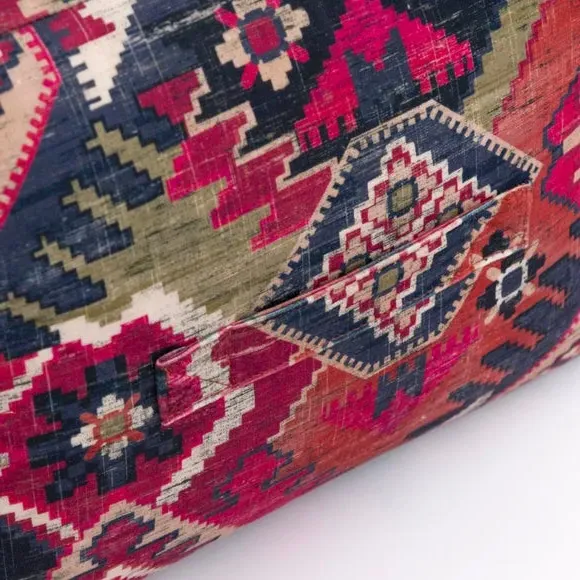 Cube Pouffe with Geometric Design - Pink, Kilim