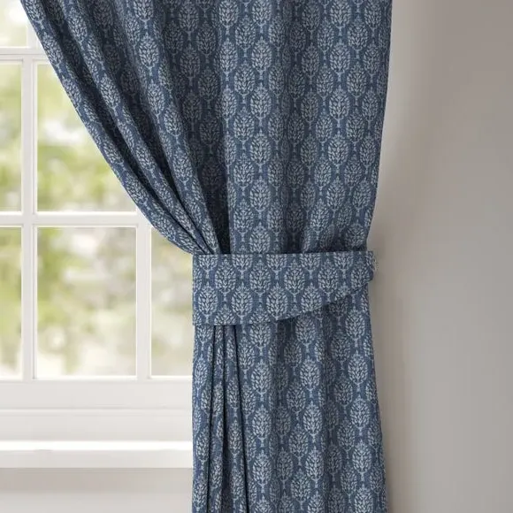 Curtain Tieback with Chrome Rings - Sapphire image