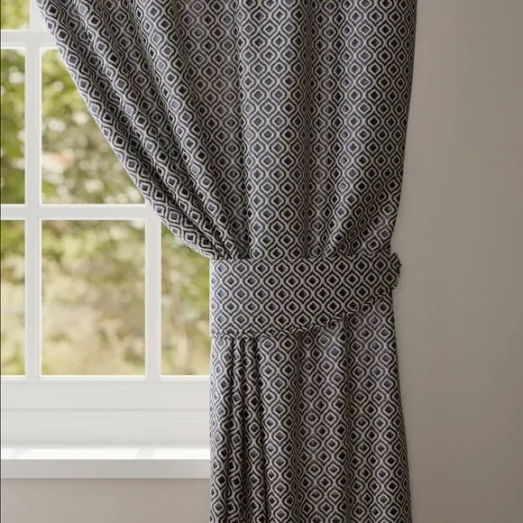 Curtain Tieback with Geometric Design - Ink