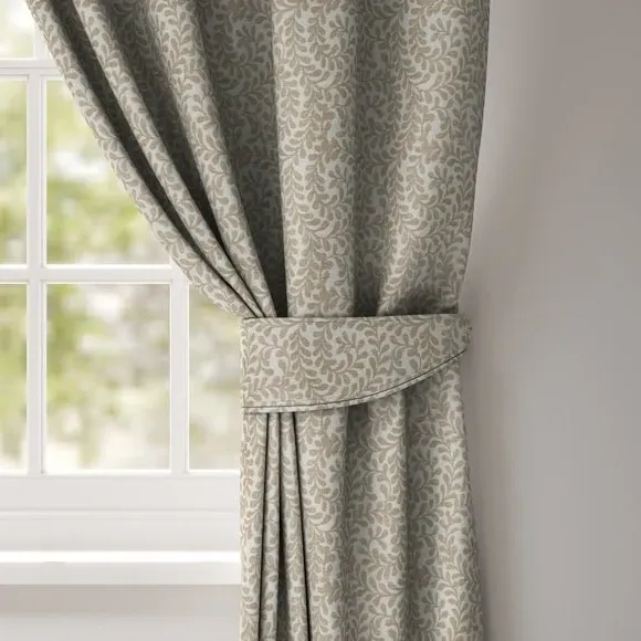 Curtain Tieback with Leaf Design - Linen