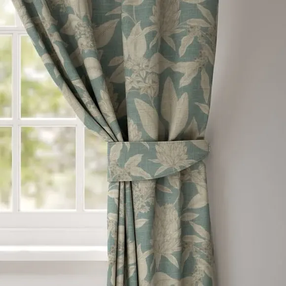 Curtain Tieback with Leaf Design - Seafoam image