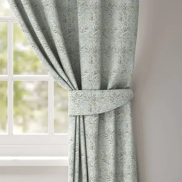 Curtain Tieback with Leaf Design - Seafoam