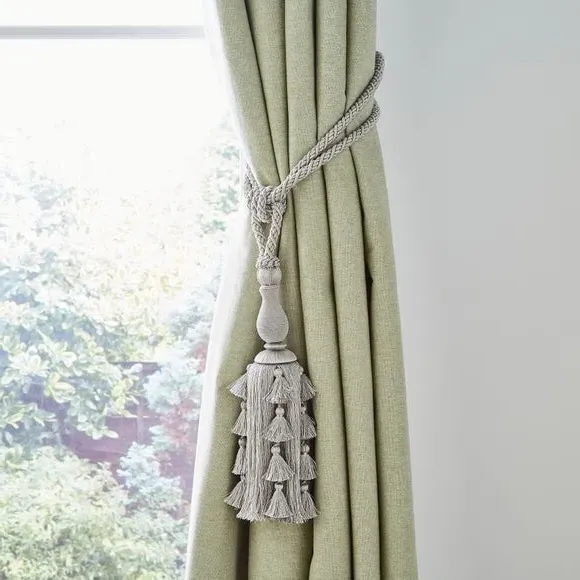 Curtain Tieback with Tassel - Silver
