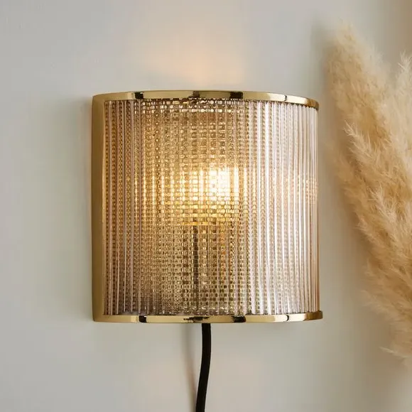 Curved Wall Light with Plug - Gold, Glass image